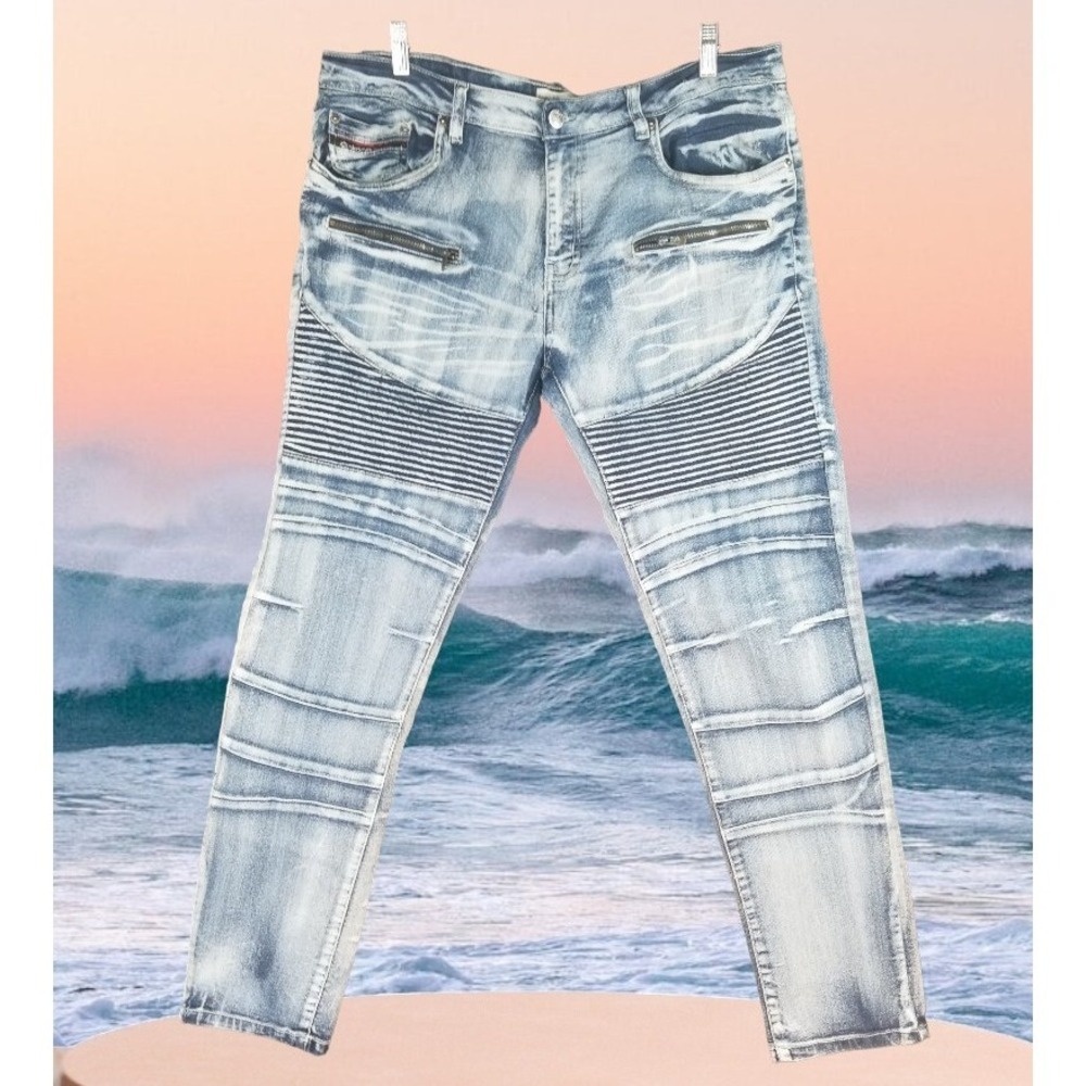 Akademiks Jeanius Jeans Men's Size 38 X 32 Acid Wash Blue Pockets